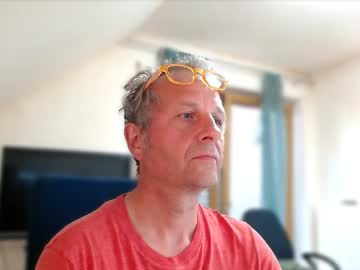 Hondowill Chaturbate stream image from May 18, 2025