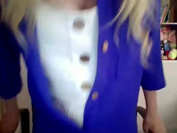 Xmilagrosxs Chaturbate stream image from May 18, 2025