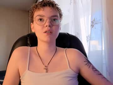 Marilaass Chaturbate stream image from May 18, 2025