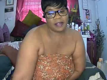 Itumeleng74 Chaturbate stream image from May 18, 2025