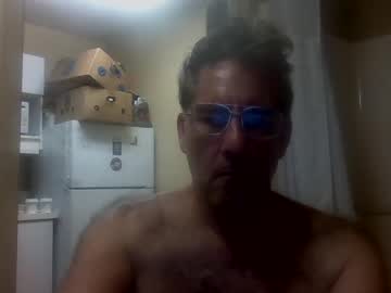 Podcasterpodcasterpodcaster Chaturbate stream image from May 18, 2025