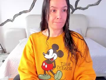 Bridgetrodriguez Chaturbate stream image from May 18, 2025