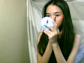Cute_Cessxoxo Chaturbate stream image from May 18, 2025