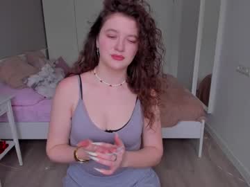 Stringserenade Chaturbate stream image from May 18, 2025