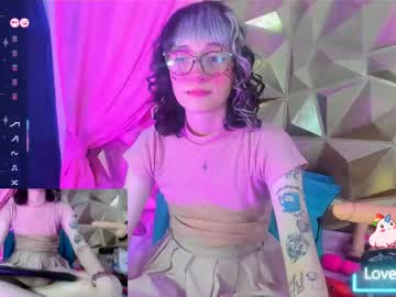 Sweet_Emmili Chaturbate stream image from May 18, 2025