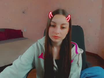 Woowsara Chaturbate stream image from May 18, 2025