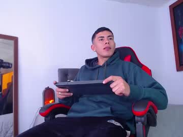 Hot_Twinks83 Chaturbate stream image from May 18, 2025