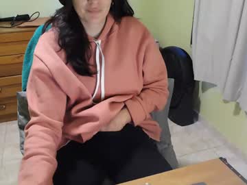 Valentina187 Chaturbate stream image from May 18, 2025