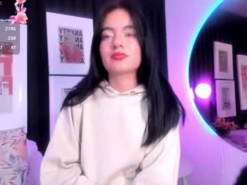 Emma_Bakerr_ Chaturbate stream image from May 18, 2025