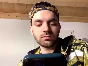 Onlygold98 Chaturbate stream image from May 18, 2025
