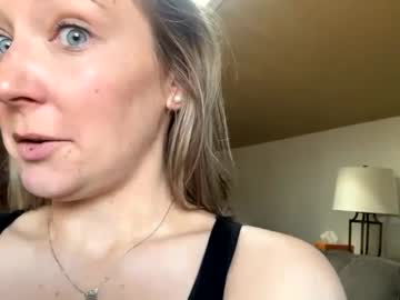 Camillajohnson2 Chaturbate stream image from May 18, 2025