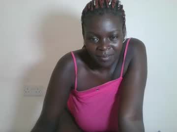 Darkberry24 Chaturbate stream image from May 18, 2025