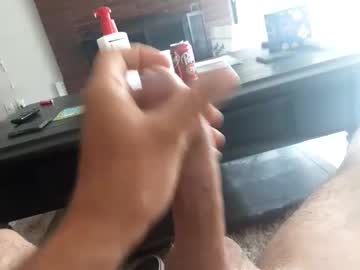 Ryanbobby88 Chaturbate stream image from May 18, 2025