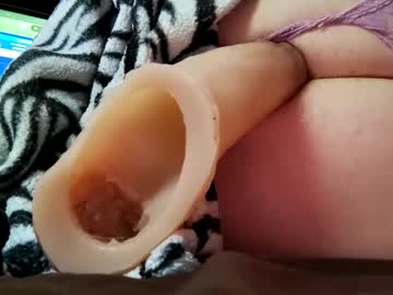 Alissaingram Chaturbate stream image from May 18, 2025