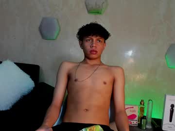_Taylor_Black Chaturbate stream image from May 18, 2025