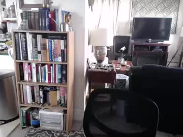 Jonroy1114 Chaturbate stream image from May 18, 2025