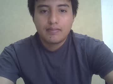 Julianalvarez95 Chaturbate stream image from May 18, 2025