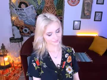 Leonastone Chaturbate stream image from May 18, 2025