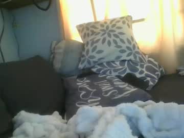 Rawglz45 Chaturbate stream image from May 18, 2025