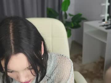 Ellyeleven Chaturbate stream image from May 18, 2025