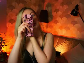 Heart_Therapy Chaturbate stream image from May 18, 2025