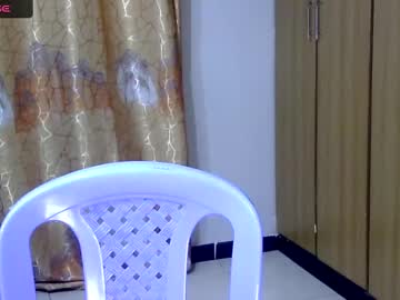 Kimsmile_001 Chaturbate stream image from May 18, 2025