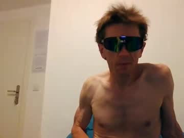 Quarterback_Team_Svb Chaturbate stream image from May 18, 2025