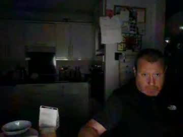Nesuk Chaturbate stream image from May 18, 2025