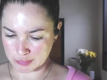 Sexwwoman Chaturbate stream image from May 18, 2025