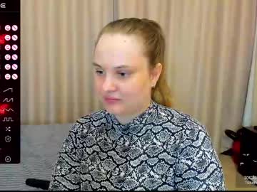 Alanabrox Chaturbate stream image from May 18, 2025