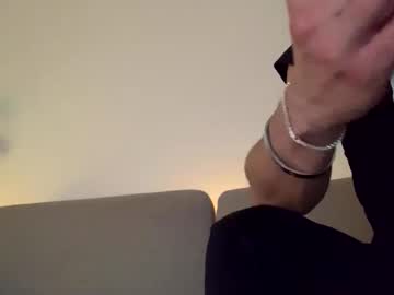 Betz533 Chaturbate stream image from May 18, 2025