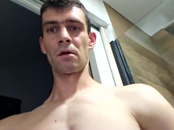 Brunc988 Chaturbate stream image from May 18, 2025