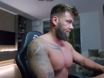 Enrikoblue Chaturbate stream image from May 18, 2025