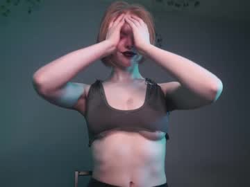 Ginger_Hugs Chaturbate stream image from May 18, 2025