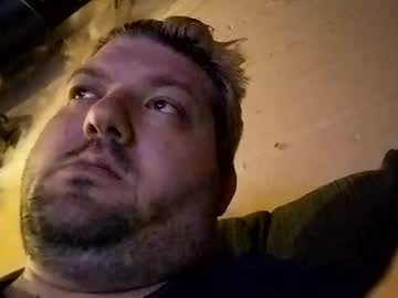 Gleeguy Chaturbate stream image from May 18, 2025