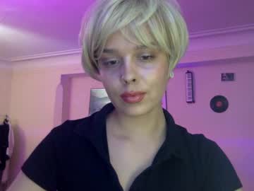 Icecreamamy Chaturbate stream image from May 18, 2025