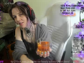 Tricky_Nymph Chaturbate stream image from May 18, 2025