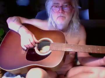 Amberr11 Chaturbate stream image from May 18, 2025