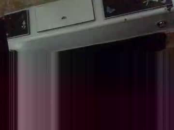Mikeyog562222 Chaturbate stream image from May 18, 2025