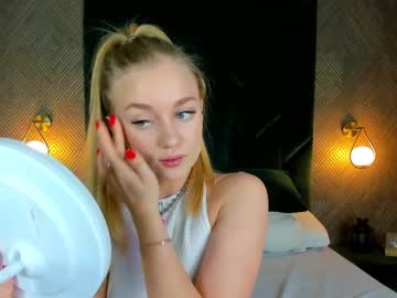 Barbie_Lis Chaturbate stream image from May 19, 2025