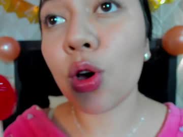 Ela_Hilton3 Chaturbate stream image from May 19, 2025