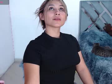 Megaan0 Chaturbate stream image from May 19, 2025