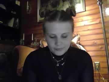 Thevintagelily Chaturbate stream image from May 19, 2025