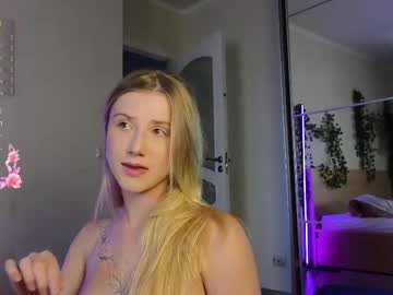 Chloe_Guidry Chaturbate stream image from May 19, 2025