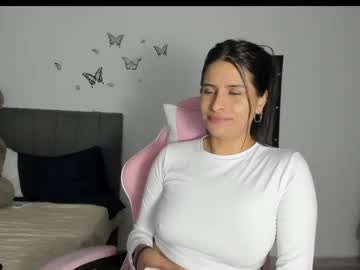 _Elektrah Chaturbate stream image from May 19, 2025
