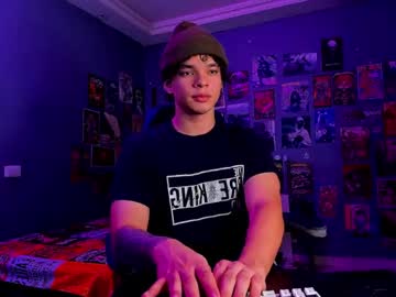 Ian_Versace Chaturbate stream image from May 19, 2025