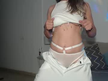 Lillianamartin Chaturbate stream image from May 19, 2025
