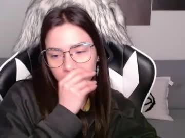 Wolfs_Daughter Chaturbate stream image from May 19, 2025