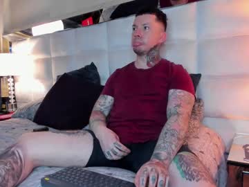 Adamtatts Chaturbate stream image from May 19, 2025