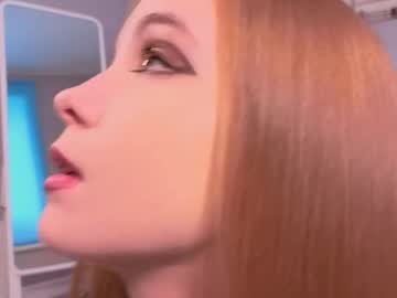 Elvacrute Chaturbate stream image from May 19, 2025